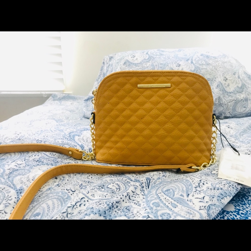 NWT Steve Madden Yellow/Mustard Multi-wear Purse